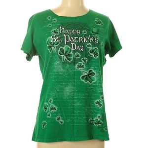 Lucky 🍀 St Pattys Tee